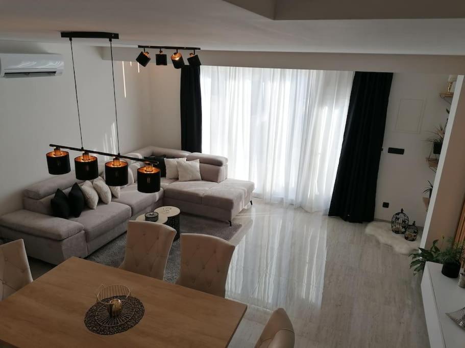 Apartman Max !!!! Омиш Экстерьер фото
